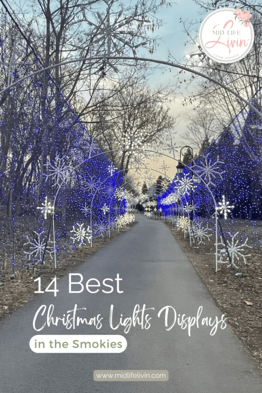 Best Places to See Christmas Lights in the Smokies